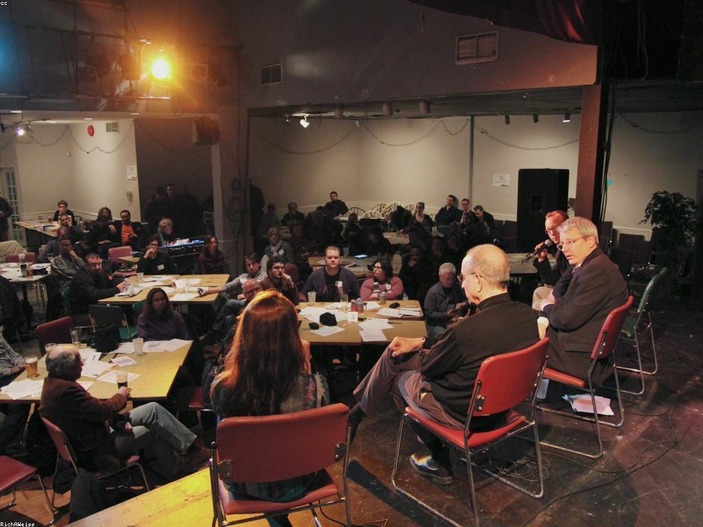 ការពិភាក្សាកាស៊ីណូ: ទស្សនៈនិងសេដ្ឋកិច្ច